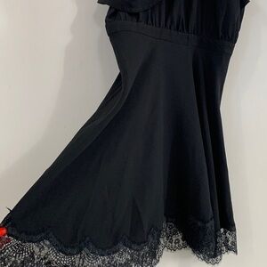 ARMANI EXCHANGE off shoulder Sleeve Dress size 6 Black color with lace